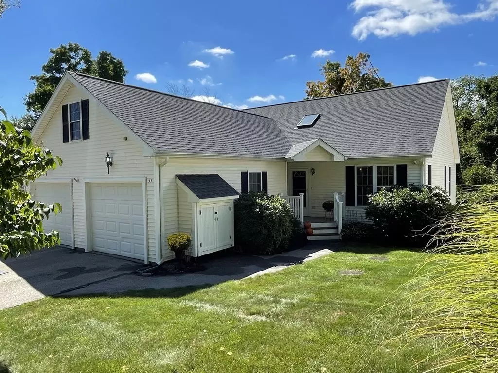 Southborough, MA 01772,57 William Onthank Ln #57