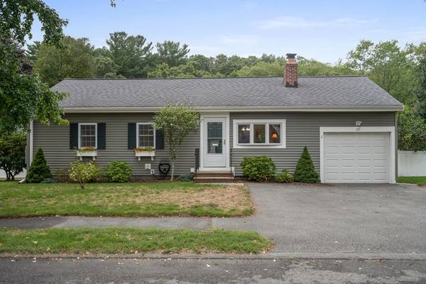 29 Karen Rd, Wakefield, MA 01880