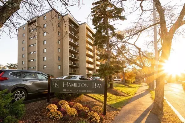 175 Quincy Shore Dr #25, Quincy, MA 02171