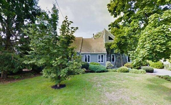 80 Anthony St, Dartmouth, MA 02748