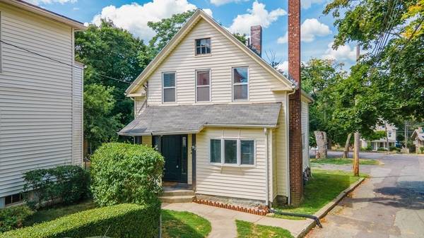 39-1/2 Claflin St, Milford, MA 01757