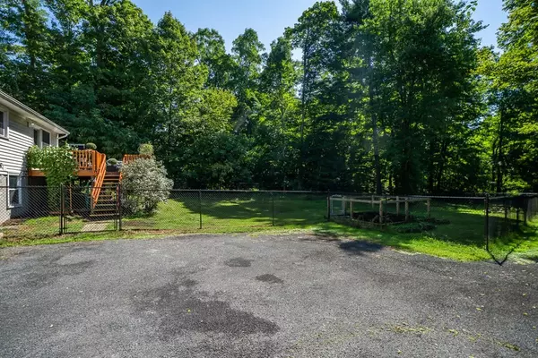 Belchertown, MA 01007,85 Bay Road
