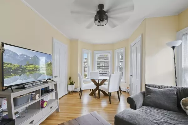 Waltham, MA 02453,349 Crescent Street
