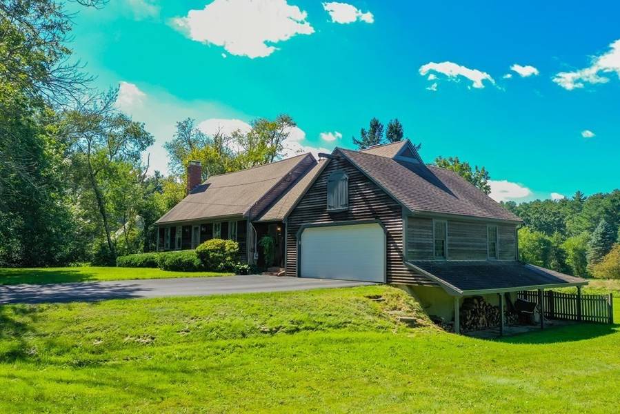 40 Prospect Rd, Plympton, MA 02367