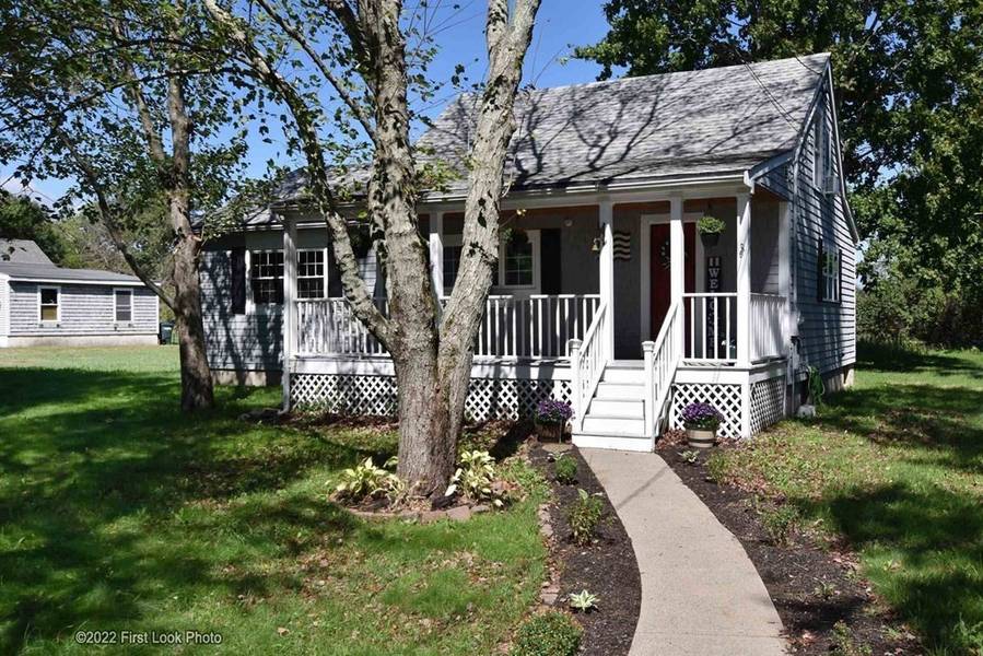 30 Martin Street, Rehoboth, MA 02769