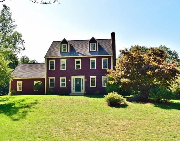 59 Kendall Hill Rd, Sterling, MA 01564