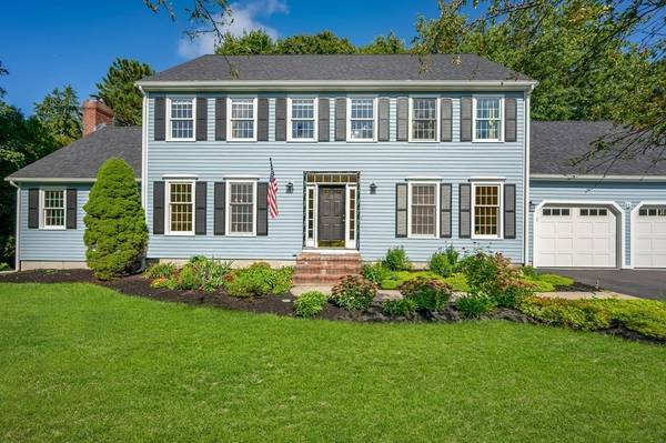 1 Langlee Rd,  Hingham,  MA 02043