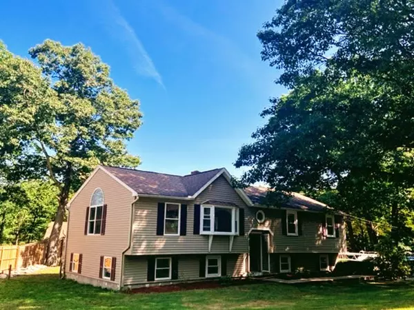 39 Scenic Ave, Webster, MA 01570