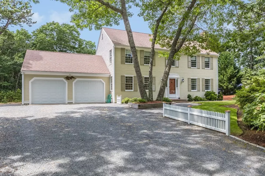 19 Reliance Way, Harwich, MA 02645