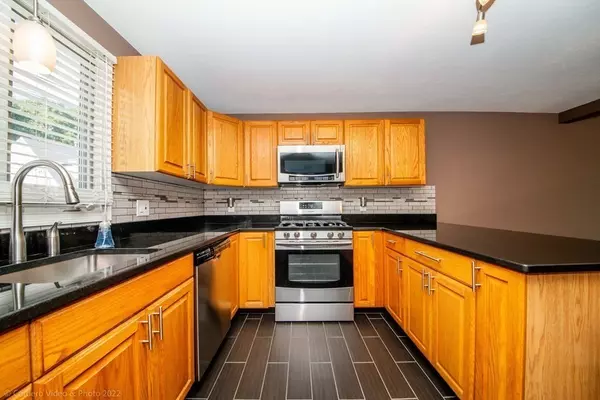 Fall River, MA 02720,120 Lewin St #26