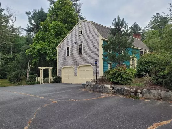 Wareham, MA 02576,10 Burfield Dr