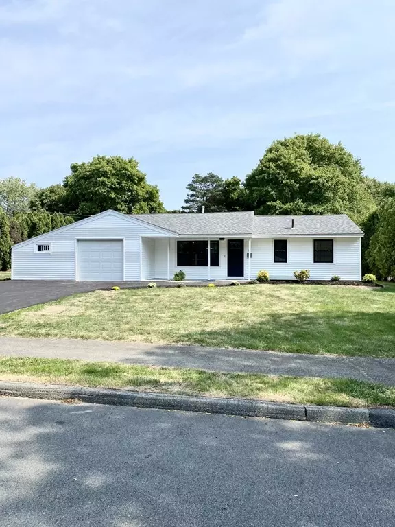 15 Massachusetts Ave, Danvers, MA 01923