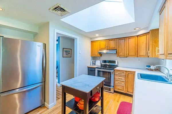 Woburn, MA 01801,18 Rich Rd