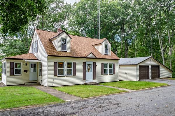 86 Lakeview Avenue, Athol, MA 01331