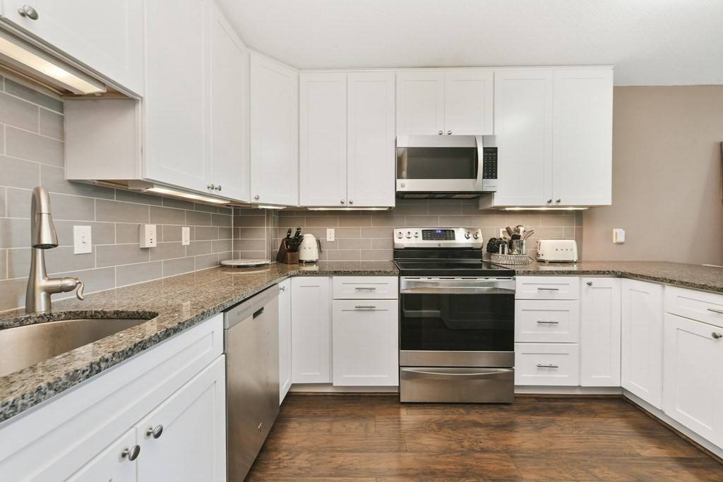 Watertown, MA 02472,164 Galen St. #52