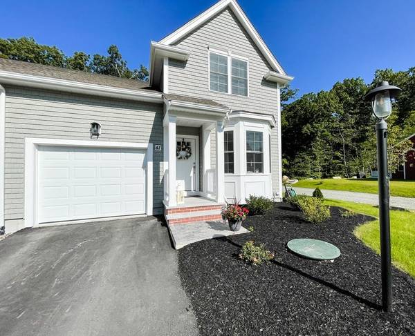 41 Acorn Place #41, Millis, MA 02054