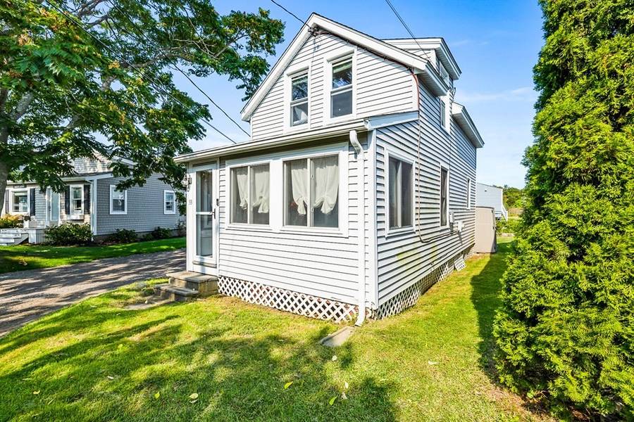 33 Old Ferry St., Marshfield, MA 02050