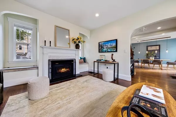 Boston, MA 02124,39 Rosedale St