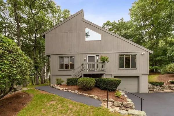 46 Barefoot Hill Rd, Sharon, MA 02067