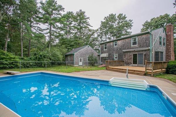 36 Morton Rd, Freetown, MA 02717