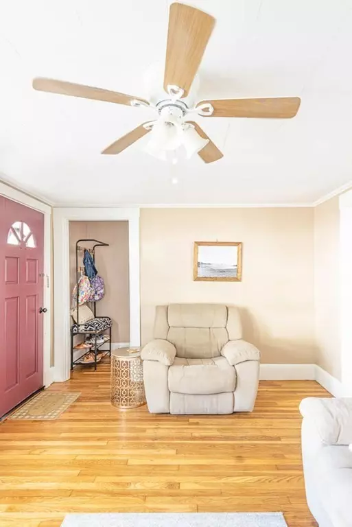 Lynn, MA 01904,28 Saunders Rd