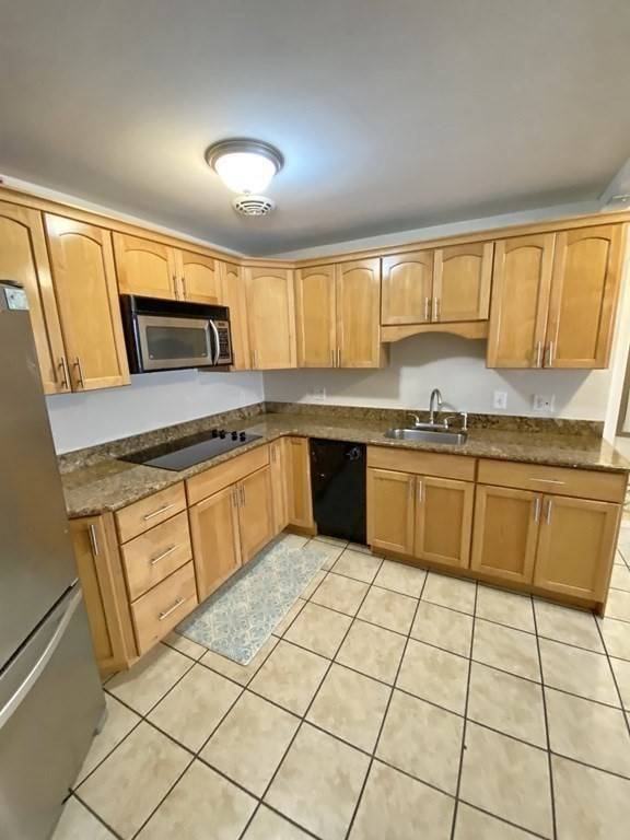 62 Carey Ave #2, Watertown, MA 02472