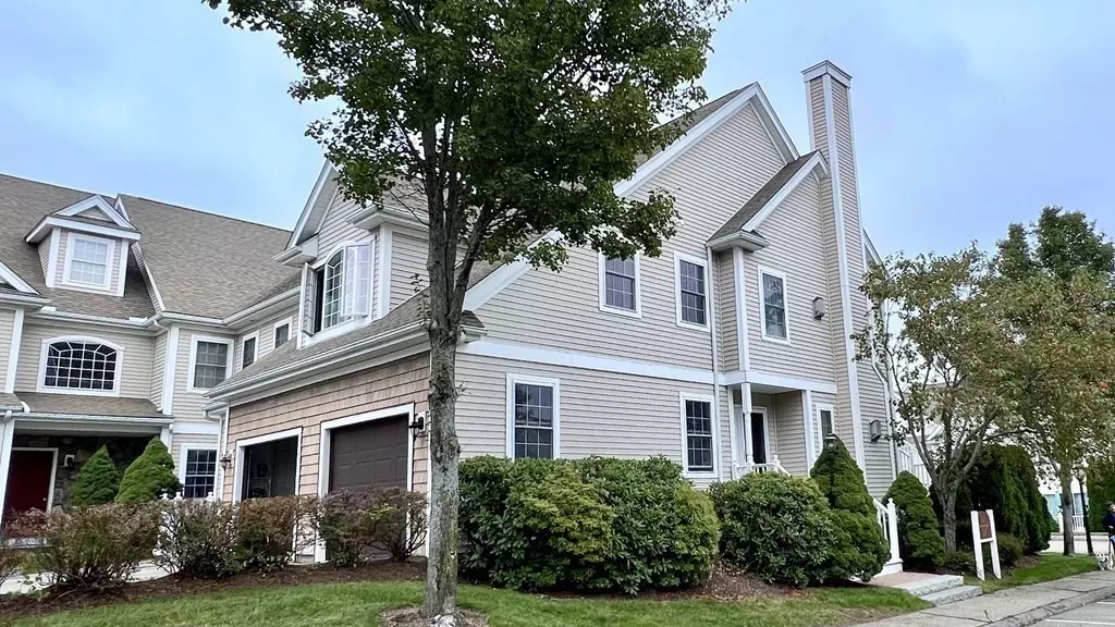 Abington, MA 02351,206 Tamarack Ln. #206