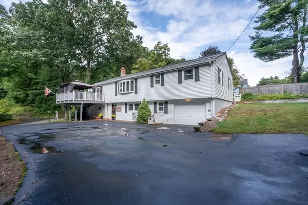 105 Baker Hill Rd, East Brookfield, MA 01515