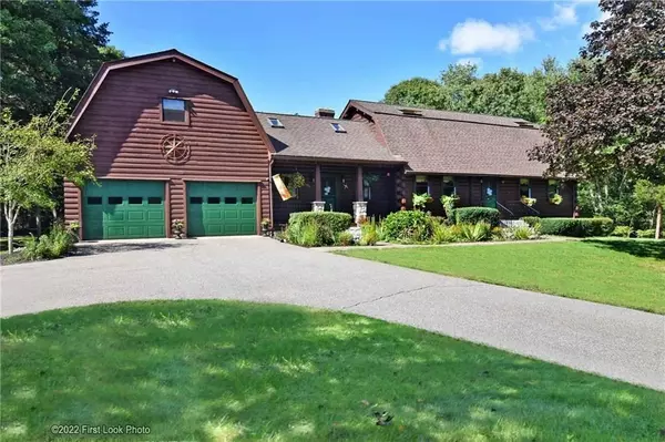 154 Stoney Hollow, Tiverton, RI 02878