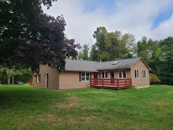 Sutton, MA 01590,330 Mendon Rd