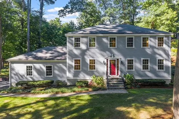 196 Ministerial Dr, Concord, MA 01742