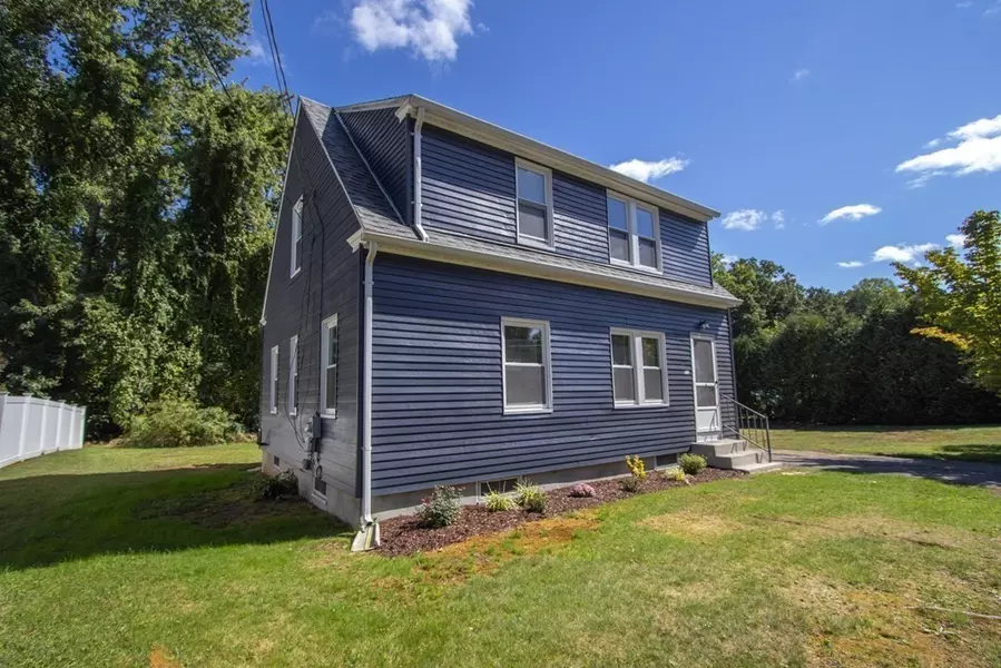 53 Clyde Ave, West Springfield, MA 01089