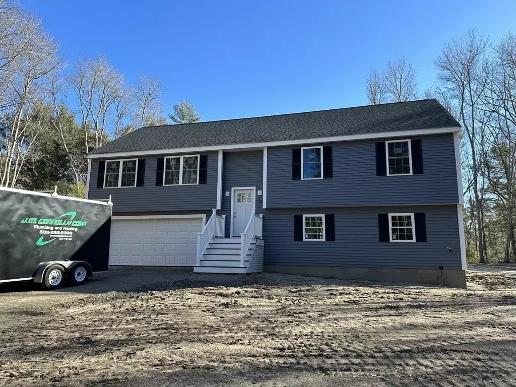 Wareham, MA 02576,150 Blackmore Pond