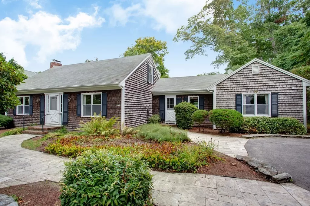 Falmouth, MA 02540,77 Hamlin Ave