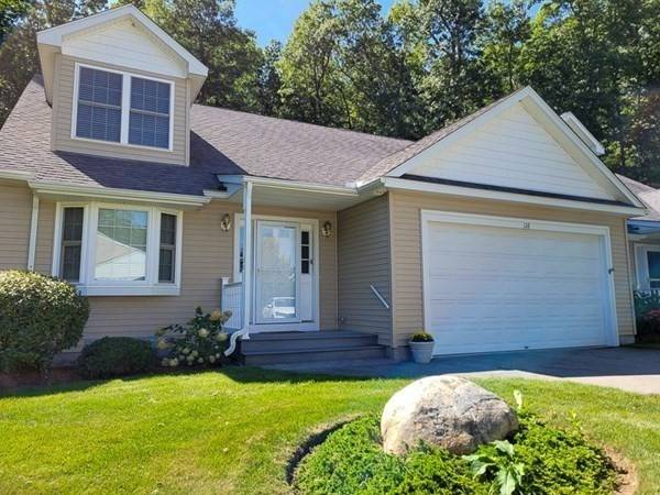 West Boylston, MA 01583,128 Angell Brook Dr #128