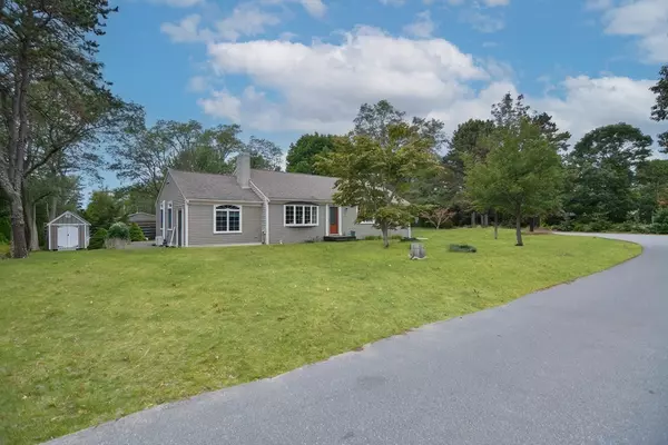 40 Village Lane, Wellfleet, MA 02667