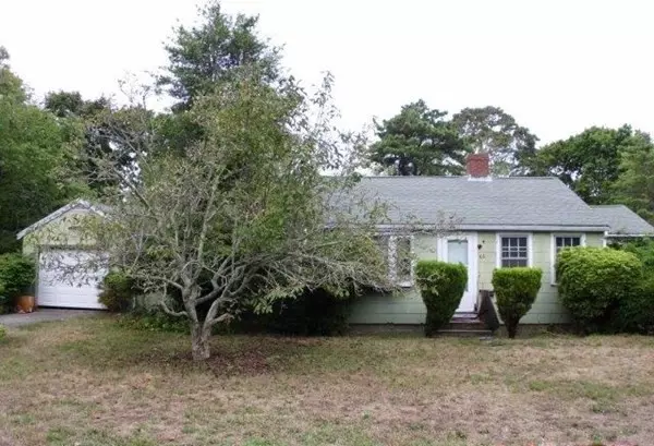62 Baxter Rd, Barnstable, MA 02601