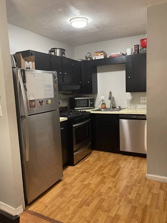 685 Oak St #8-12, Brockton, MA 02301