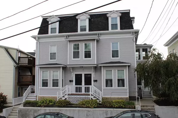 Gloucester, MA 01930,2 - 4 Riggs St.