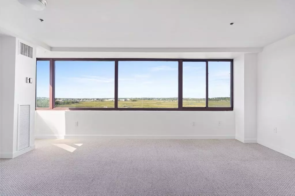 Revere, MA 02151,350 Revere Beach Blvd #9R