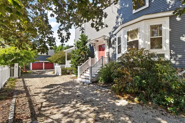 Marblehead, MA 01945,11 Harris Street