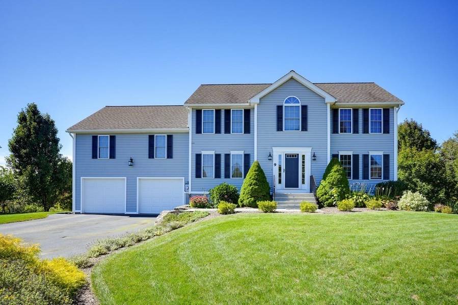 9 Carly Cir, Rutland, MA 01543