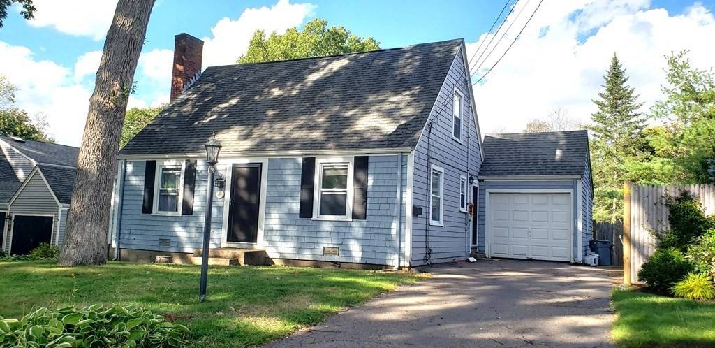 7 Holly Street, Hingham, MA 02061