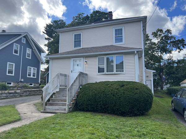 76 Phillips St, Weymouth, MA 02188