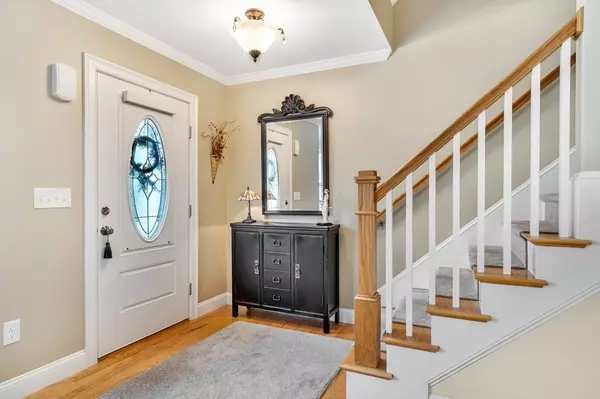 Maynard, MA 01754,129 Acton St #5