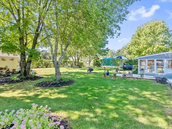 Swansea, MA 02777,85 Evergreen Drive