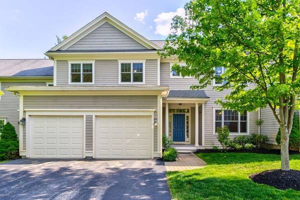 27 Country Candle Ln #27, Northborough, MA 01532