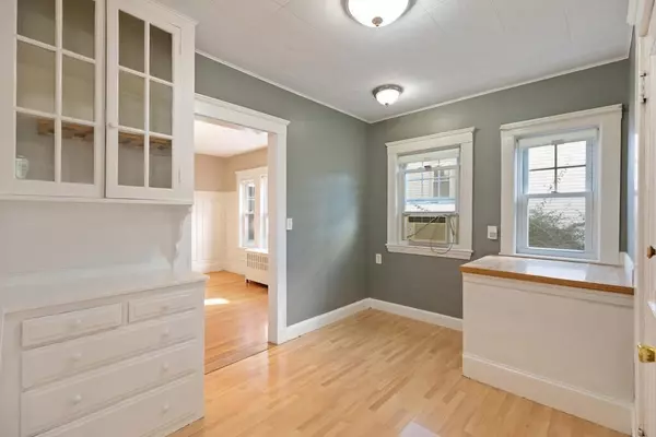 Newton, MA 02467,47 Crosby Rd