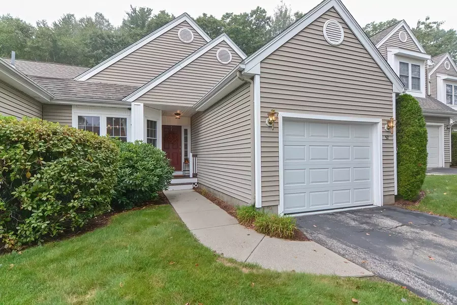 52 Edward Dr #52, Grafton, MA 01536