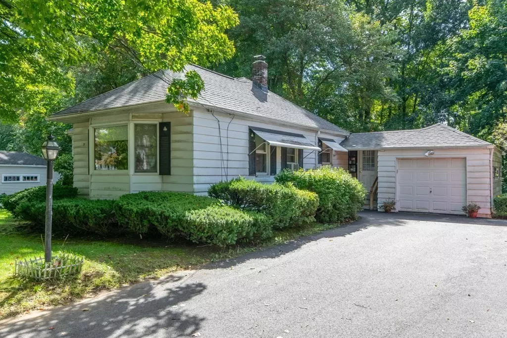 Agawam, MA 01001,30 Valentine St